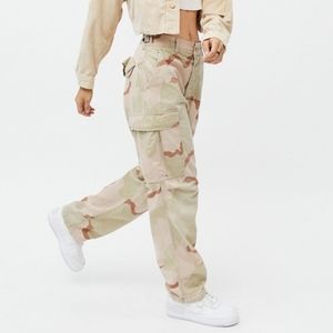 Urban Outfitters Camo Cargo Pants Urban Renewal Baggy Camouflage NWT long